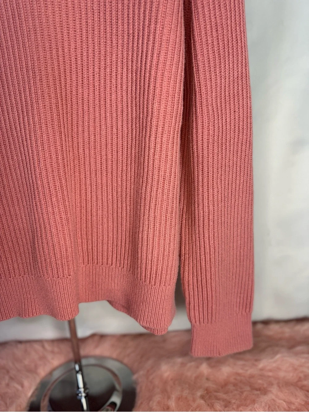 J Crew - 100% Cotton Classic Crewneck Ribbed Pink/Salmon Sweater - Size XL